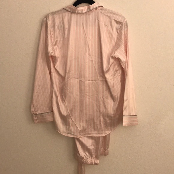 Victoria’s Secret The Satin PJ set - Picture 2 of 4